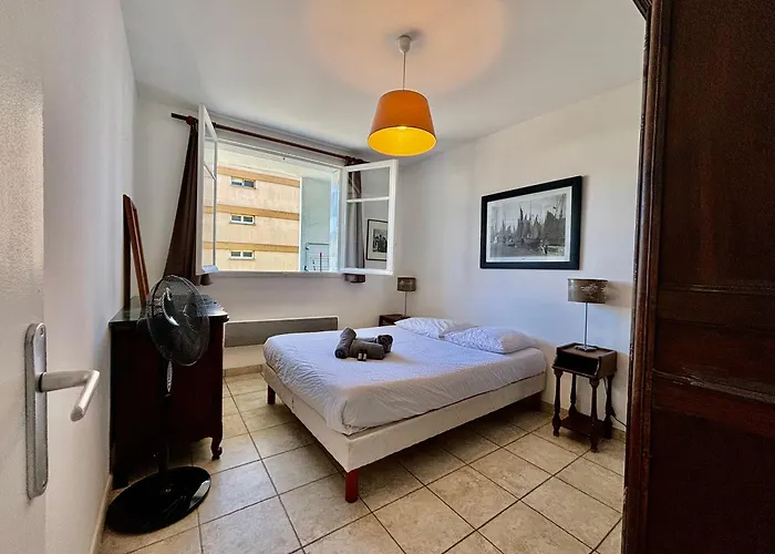 Grand T3 Avec Vue - Proche - Parking & Ac *