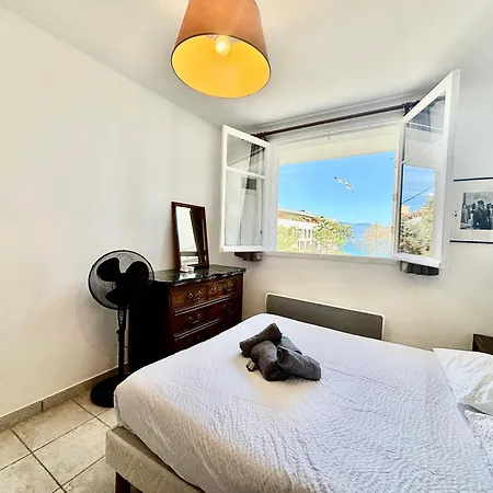 Grand T3 Avec Vue - Proche - Parking & Ac Apartament