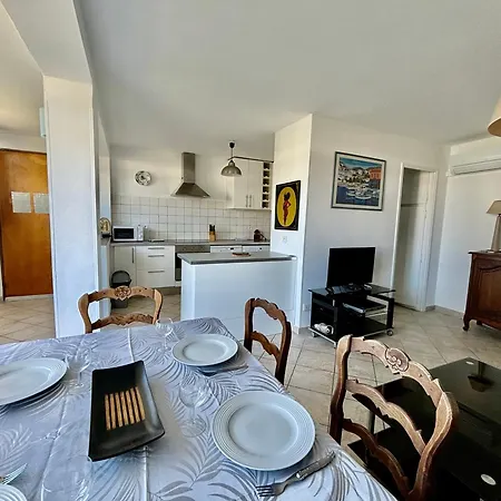 Apartament Grand T3 Avec Vue - Proche - Parking & Ac