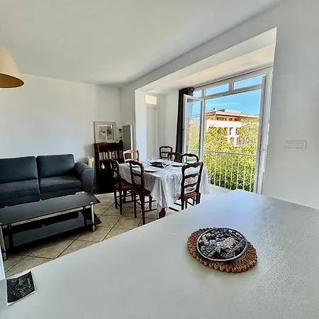 Apartment Grand T3 Avec Vue - Proche - Parking & Ac Ajaccio (Corsica)