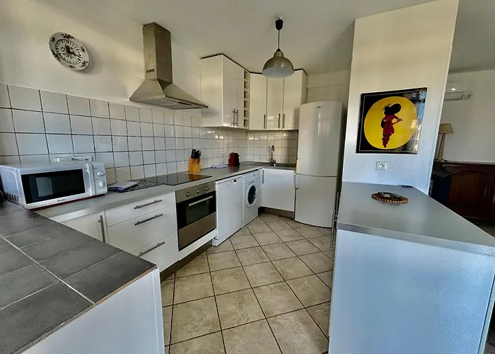 Grand T3 Avec Vue - Proche - Parking & Ac Apartmán Ajaccio (Corsica)