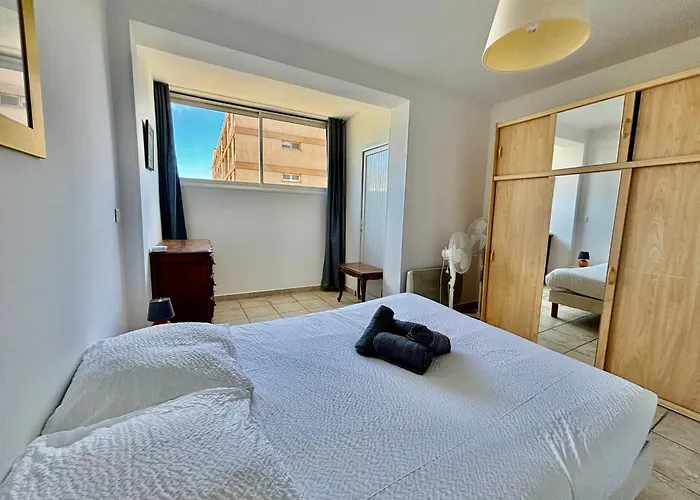 Apartmán Grand T3 Avec Vue - Proche - Parking & Ac