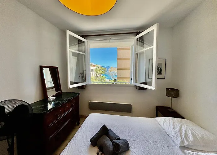 Grand T3 Avec Vue - Proche - Parking & Ac Apartmán